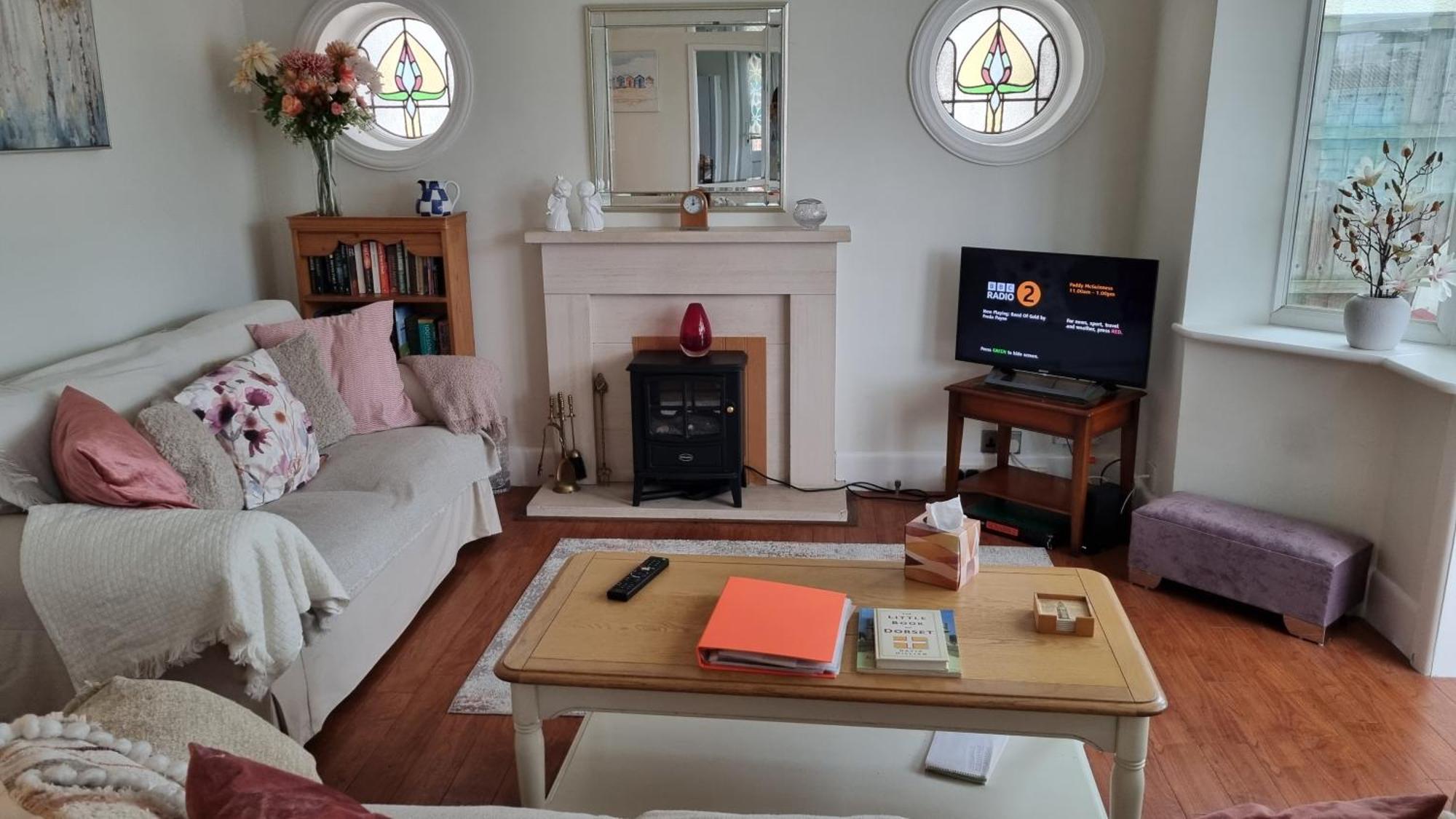 Cosy Bournemouth Bungalow Ferndown Eksteriør bilde